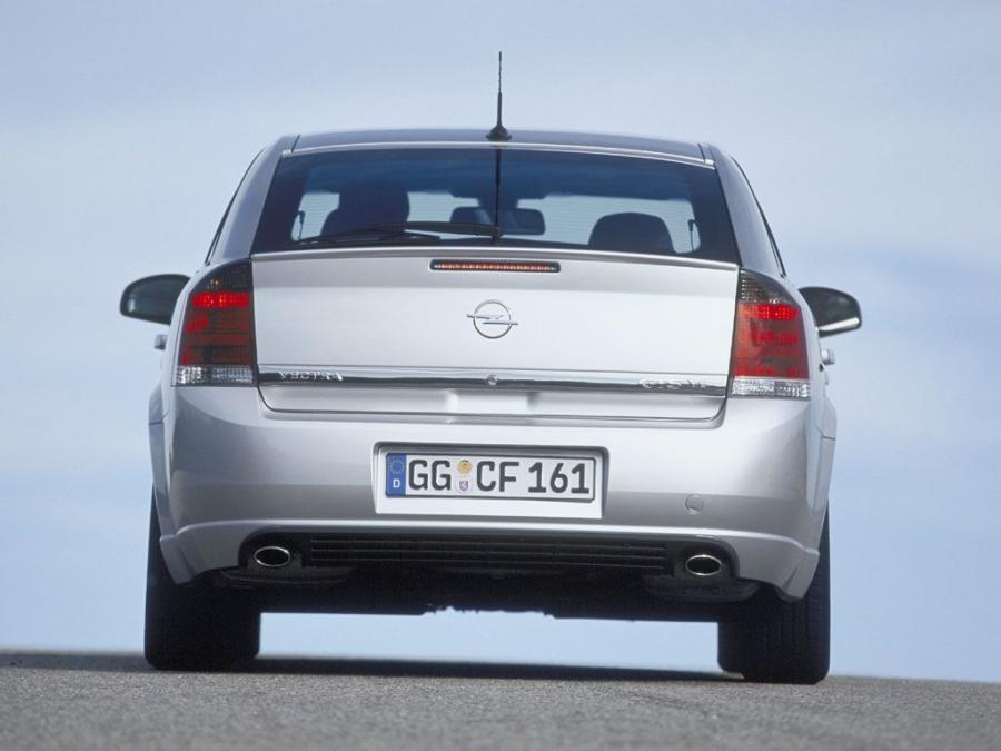  Opel Vectra GTS 2002 года  (фото 16 из 28)